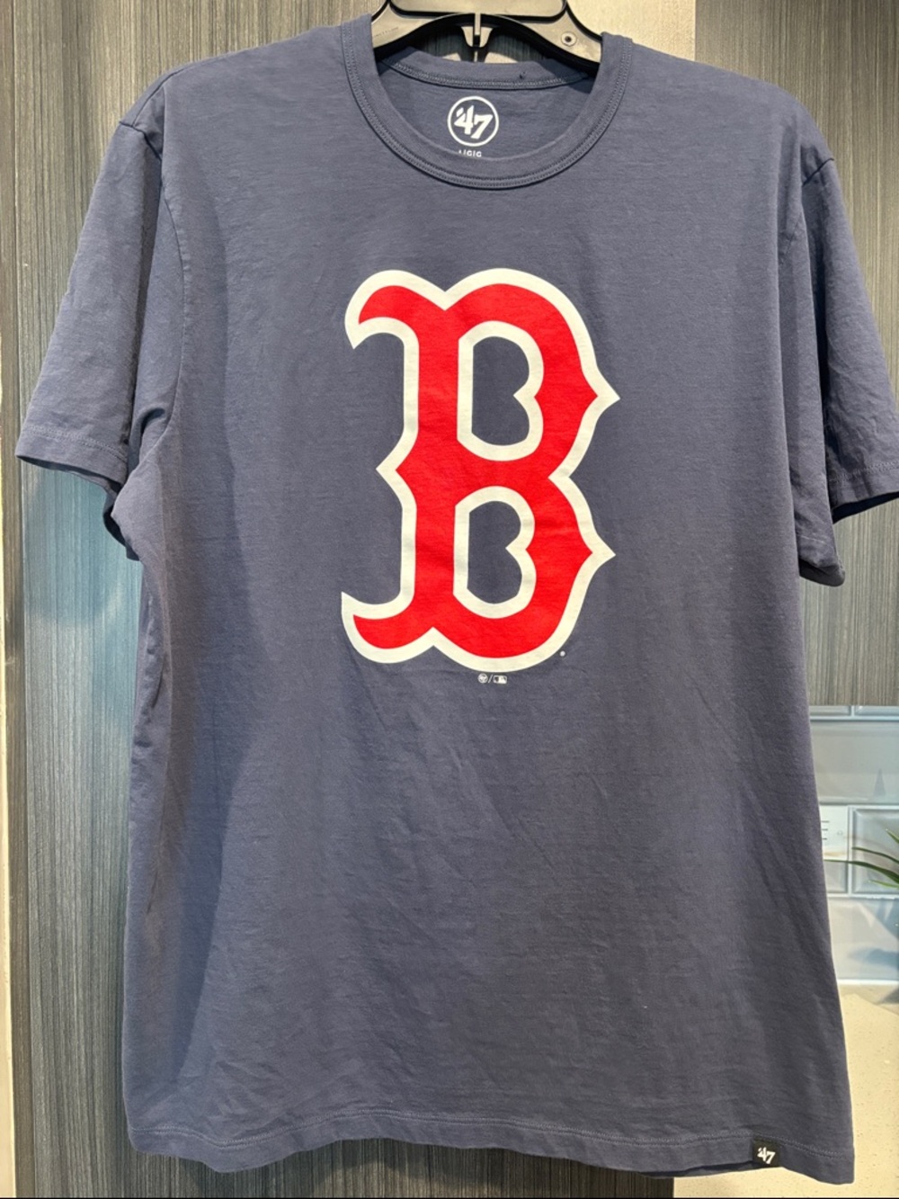 47 Brand Men’s Boston Red Sox Navy T-Shirt With B Logo, Like New